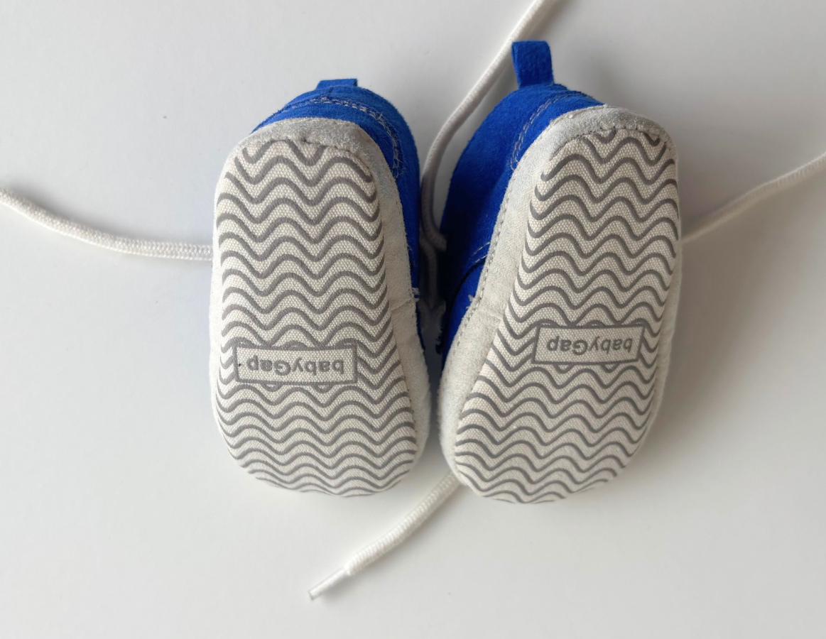 Baby Gap soft baby shoes