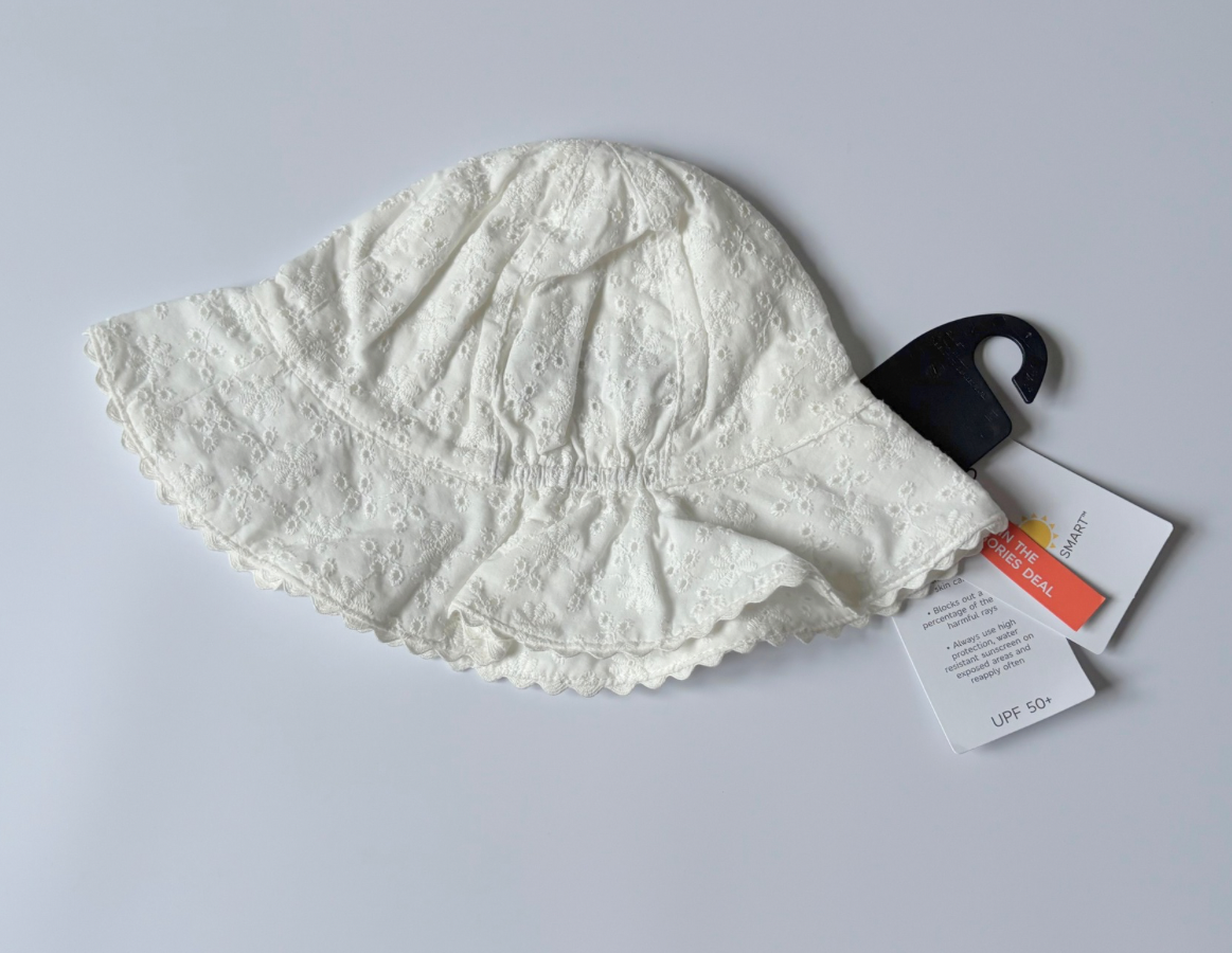 M&S White crochet sun hat - BRAND NEW